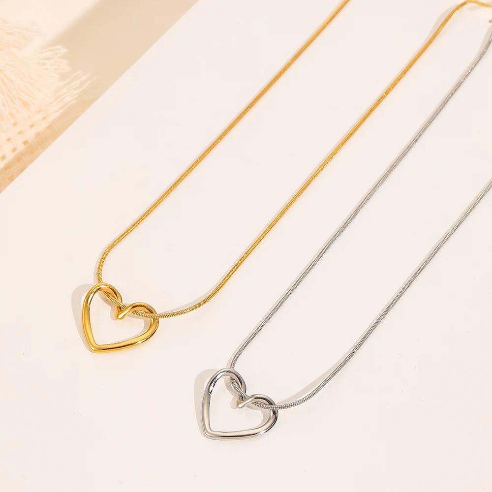 Twist Heart Necklace