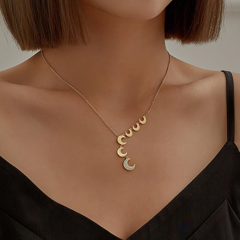 Retro moon Necklace